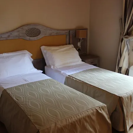 Relais I Piastroni 4*