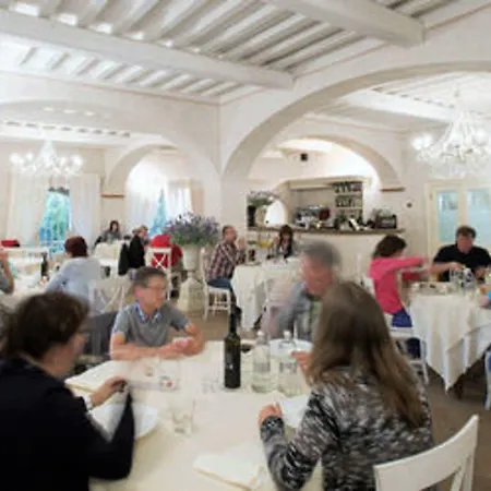 Relais I Piastroni Отель Монтеверди-Мариттимо